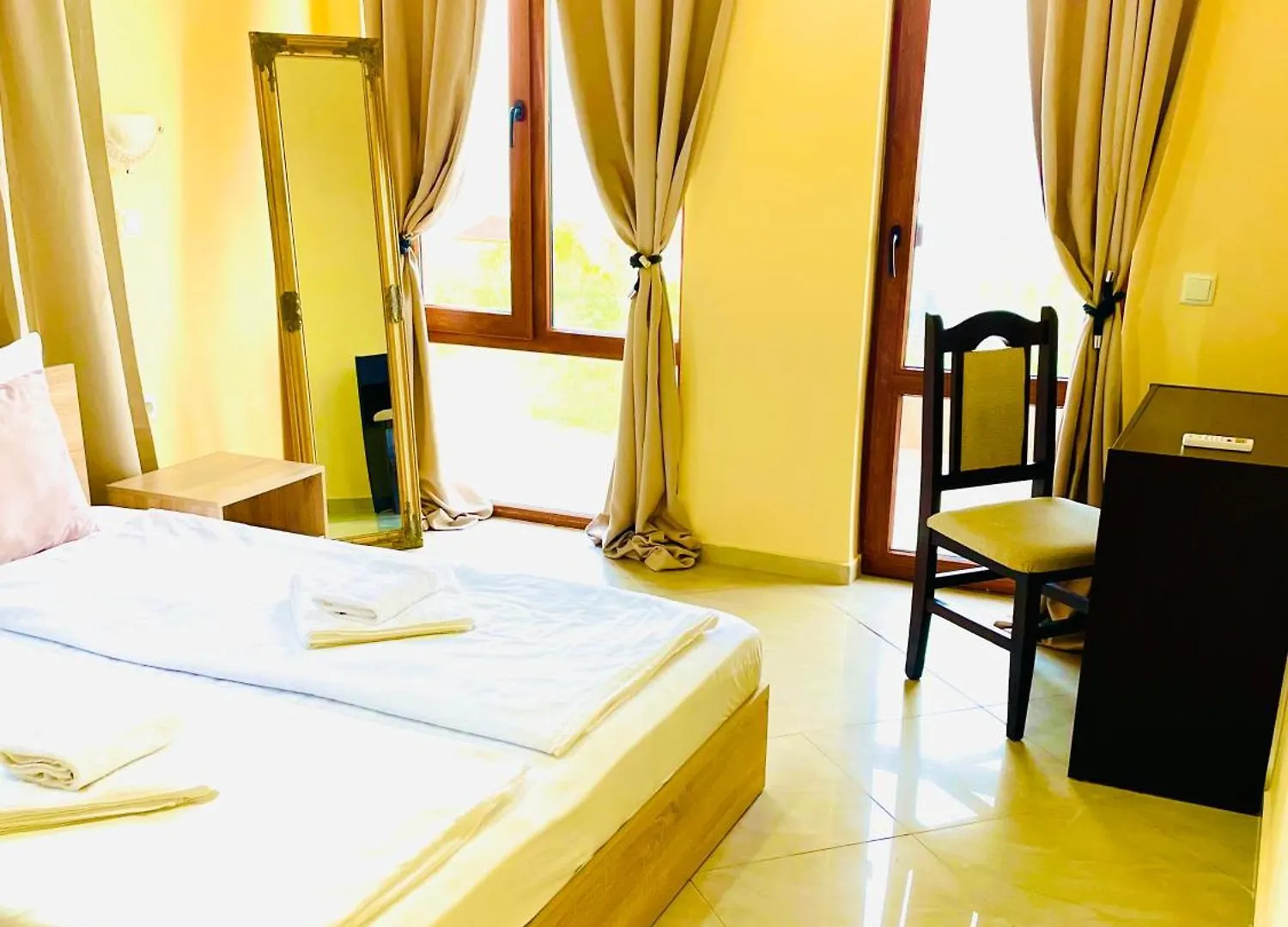 Stefaniya Apartments Sozopol