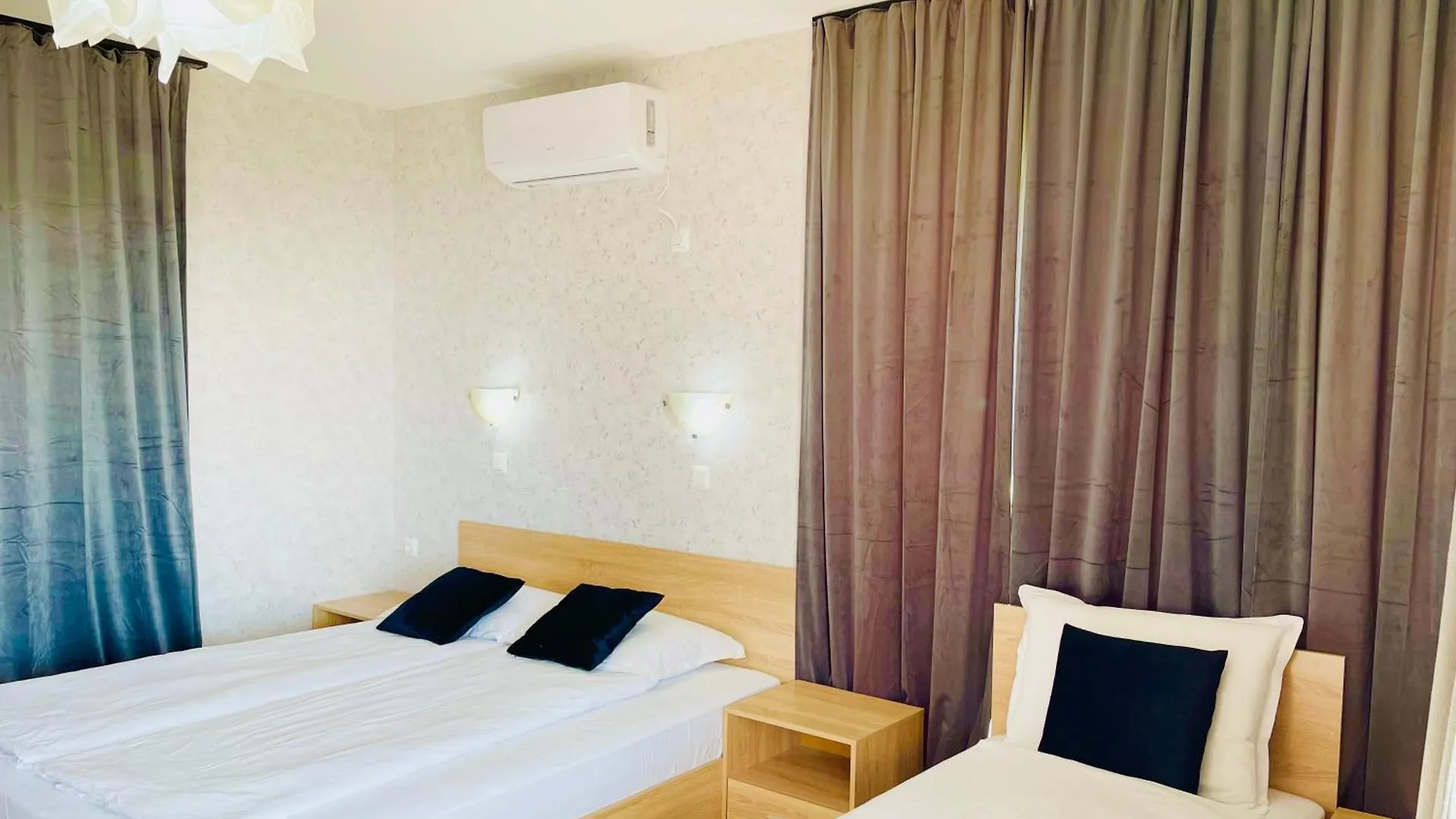 Stefaniya Apartments Sozopol 0*,